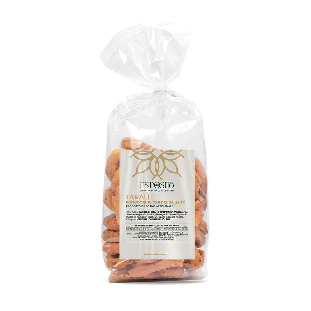 Taralli with sun-dried tomatoes